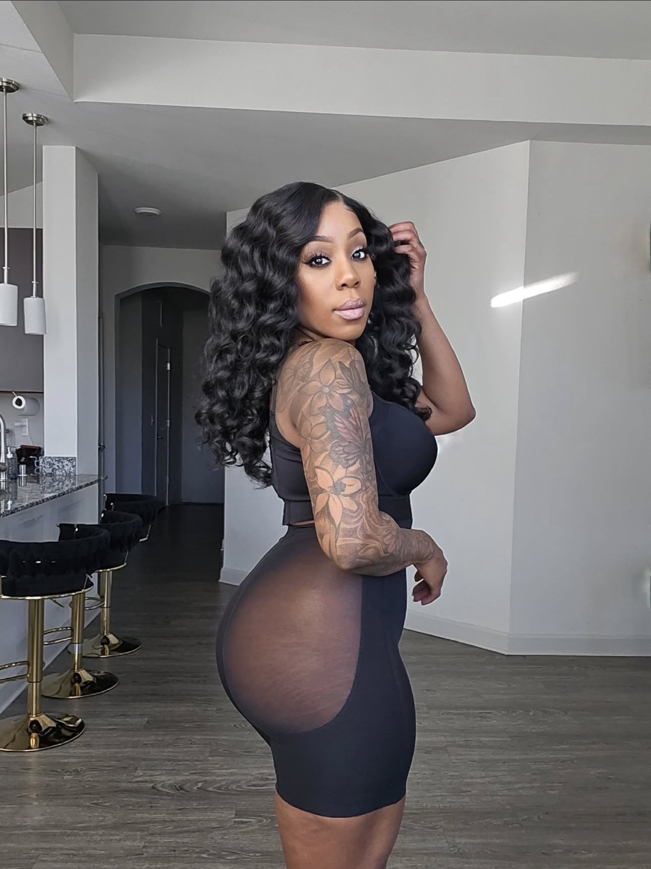 Faja de malla para control de abdomen y espalda baja que levanta glúteos